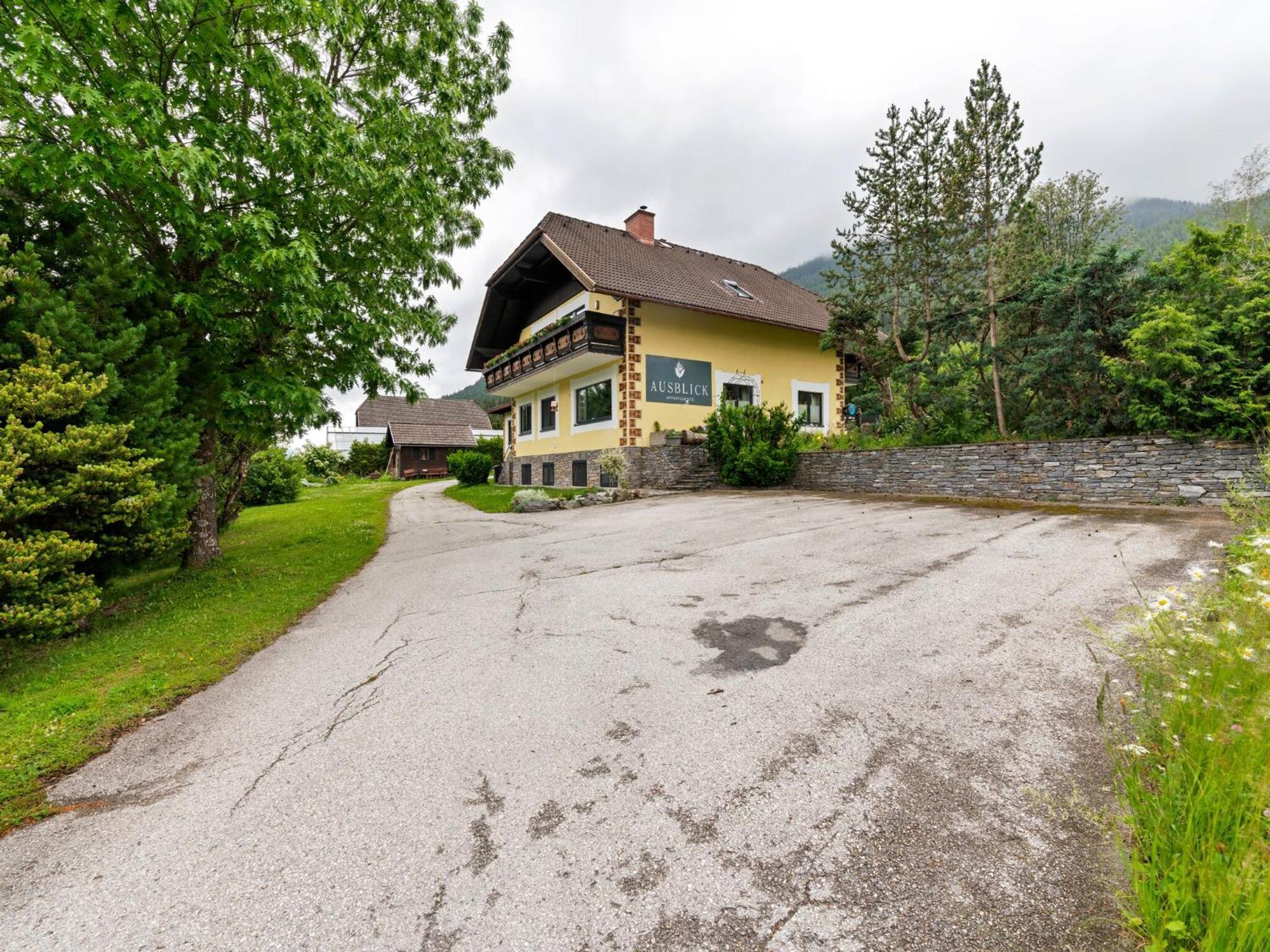 Spacious Apartment In Katschberg Sankt Michael im Lungau Luaran gambar
